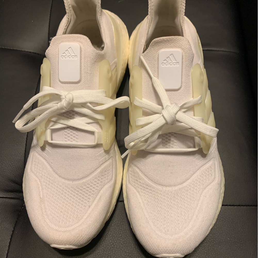 White Adidas ultra boost